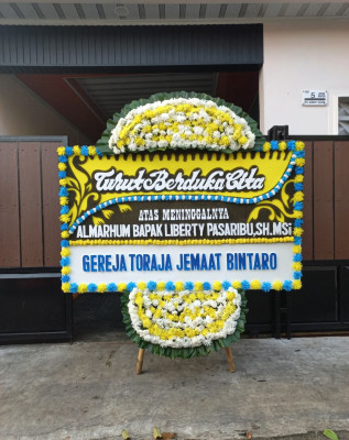 Papan Bunga Duka di Mororejo
